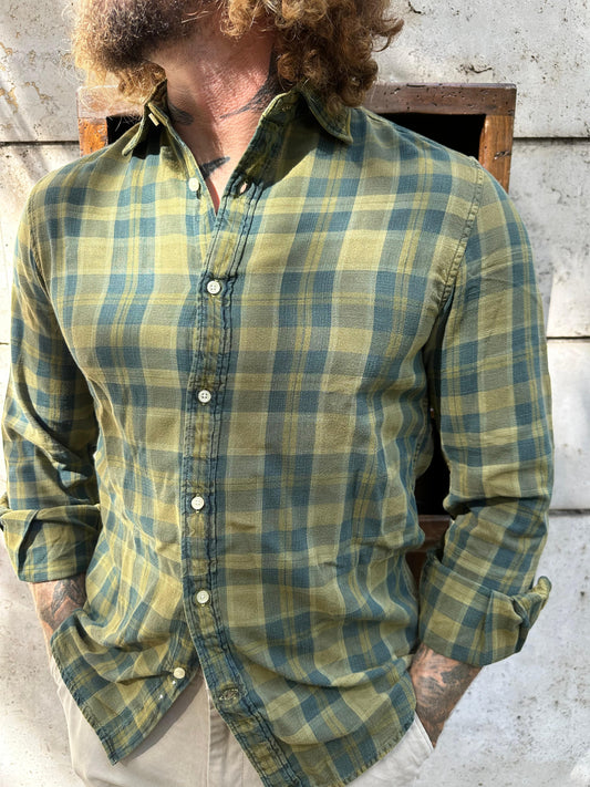 Deperlu’ ‘’ Simon’’