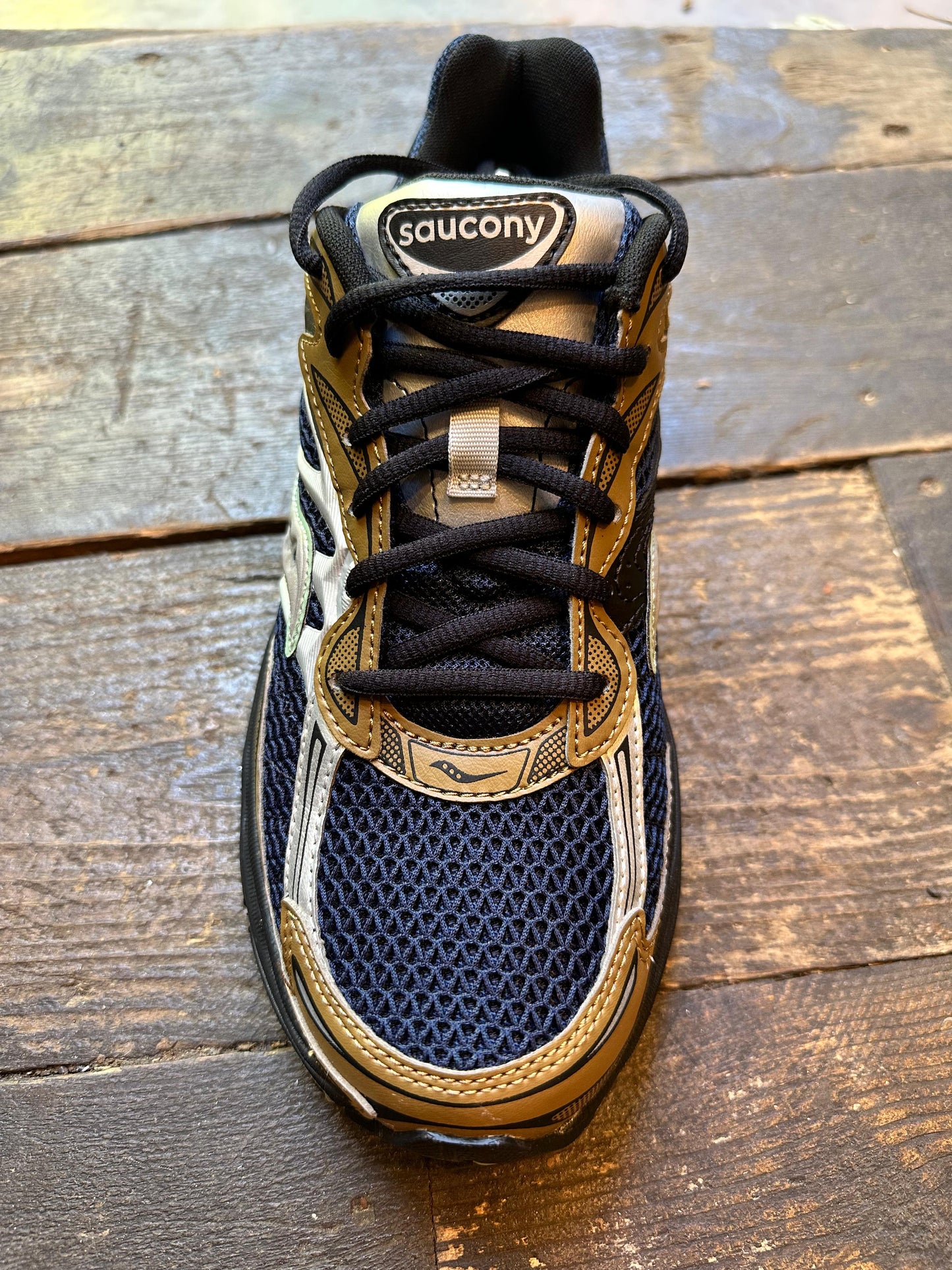 Saucony progrid omni 9