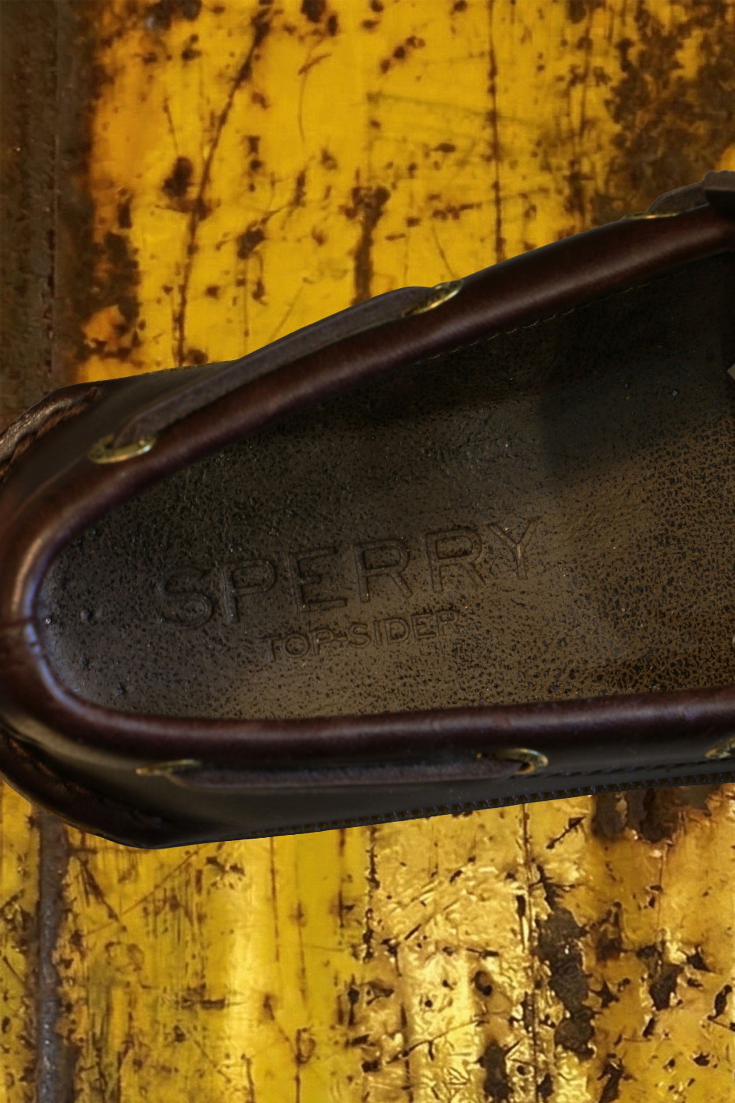 Sperry amaretto