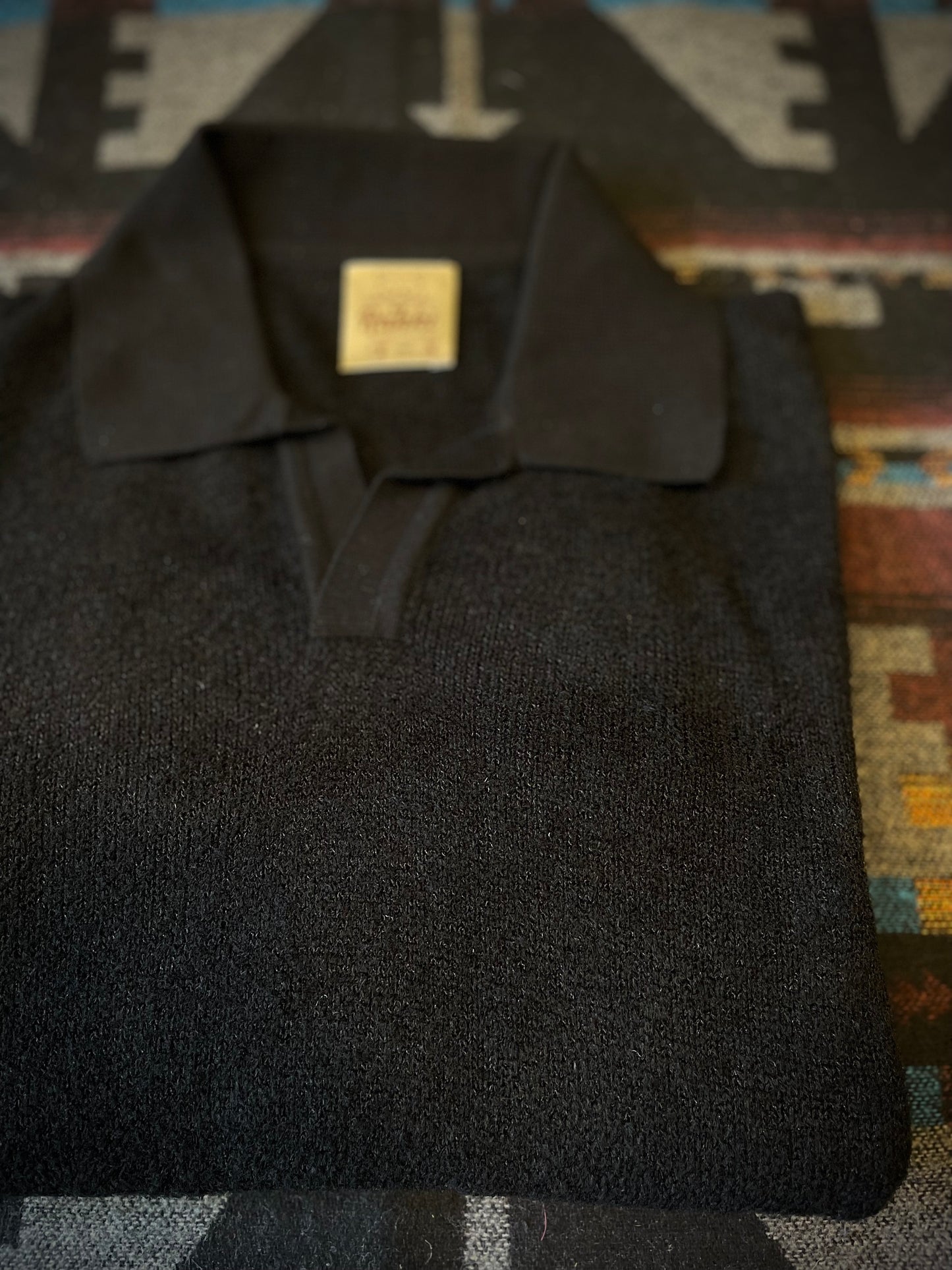 Polo scollo a ‘’V’’