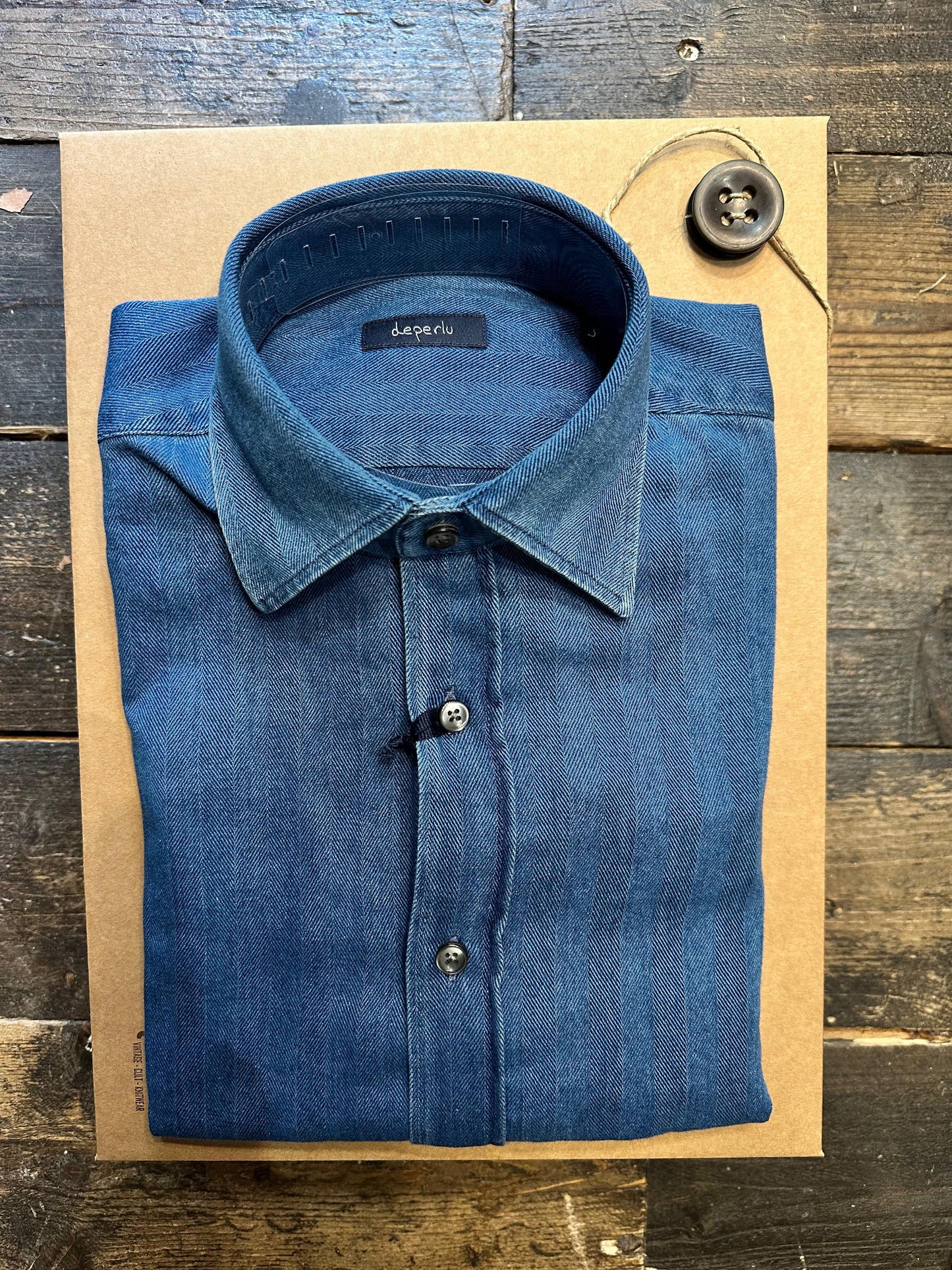 Deperlu’ ‘’Nigel’’