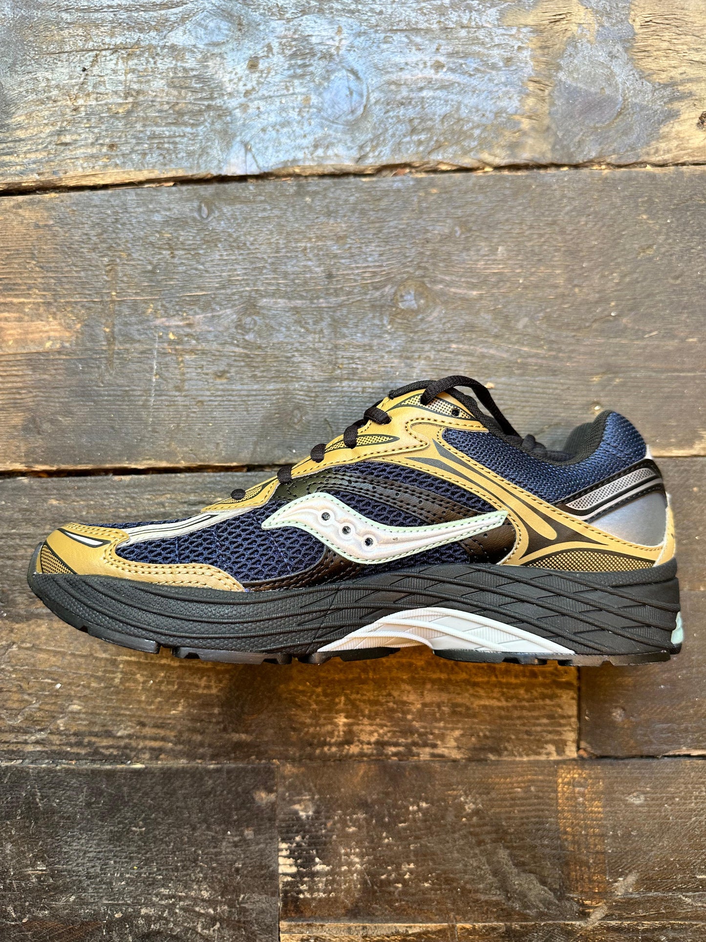 Saucony progrid omni 9