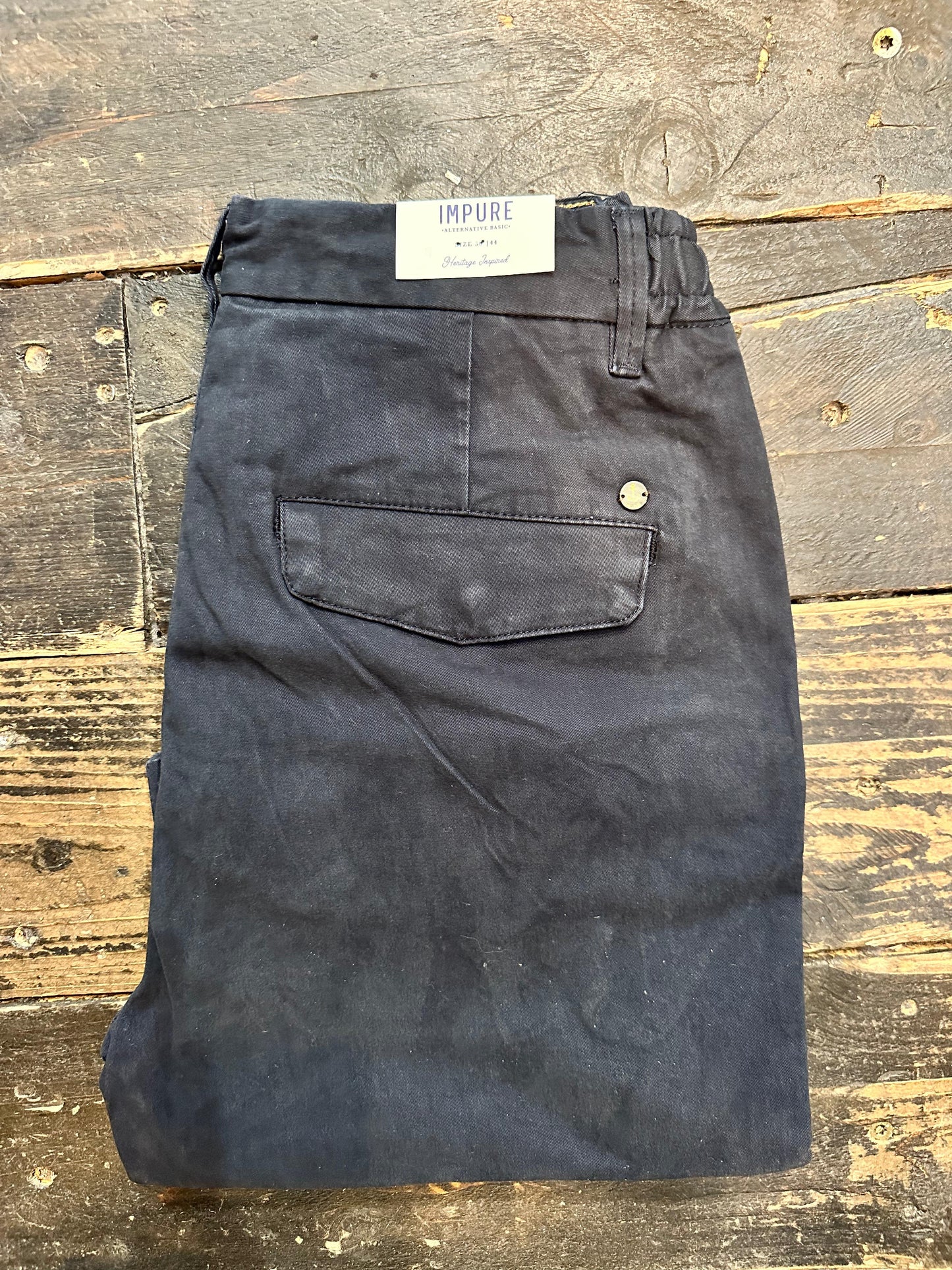 Impure ‘’Theo’’ chino