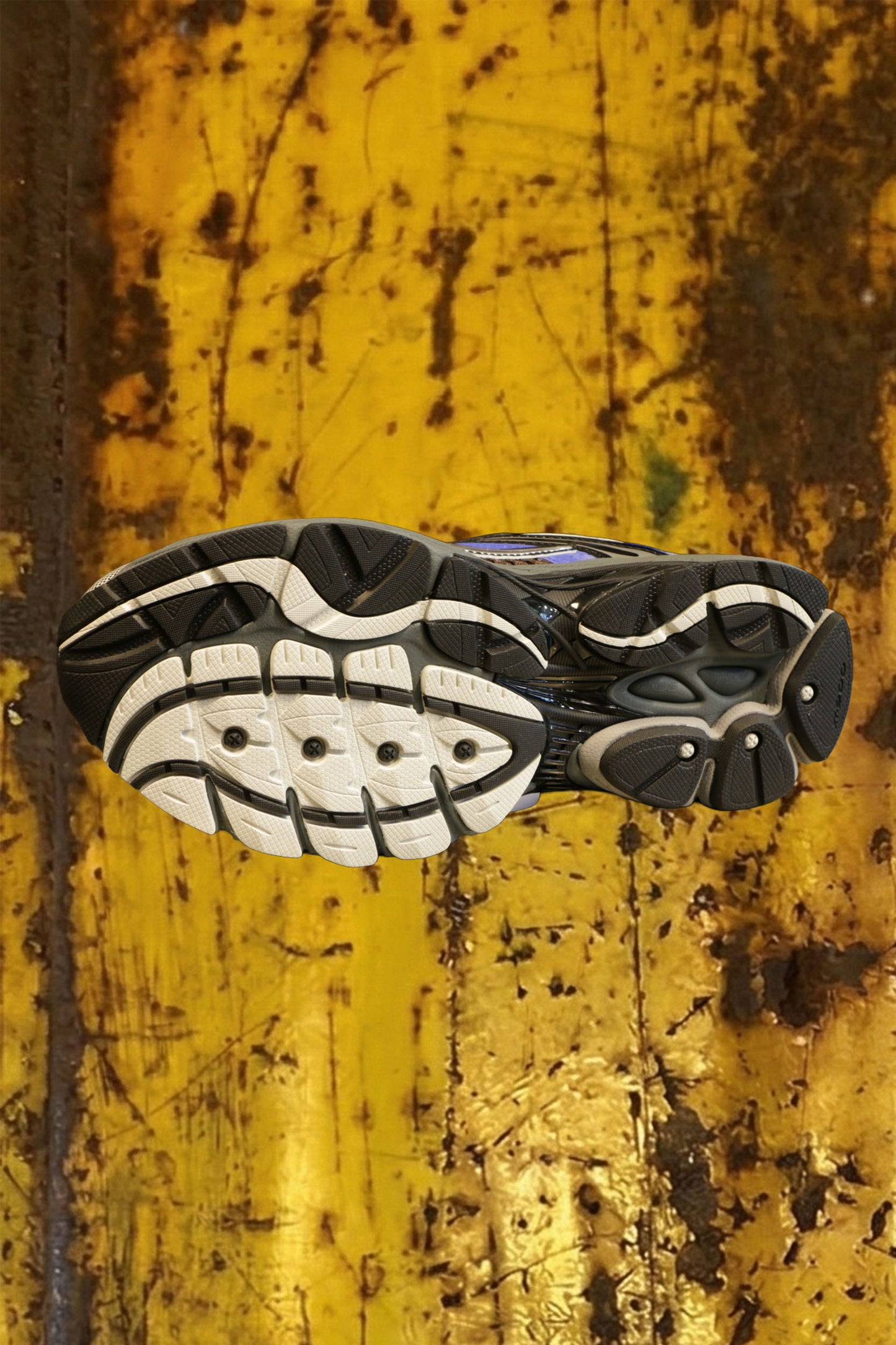 Saucony