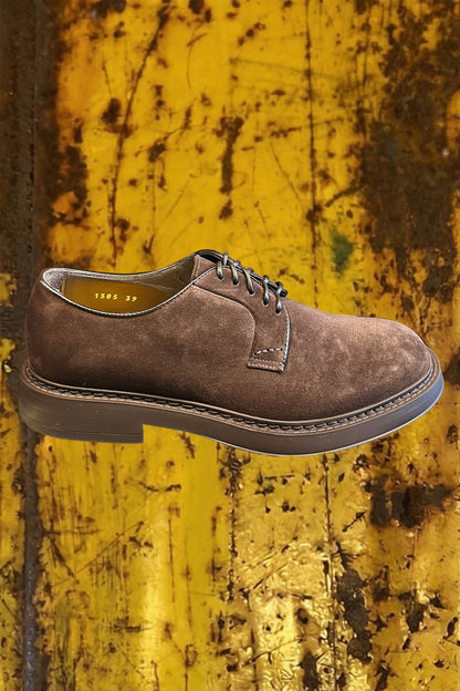 Doucal's Stringata in suede marrone "terre"