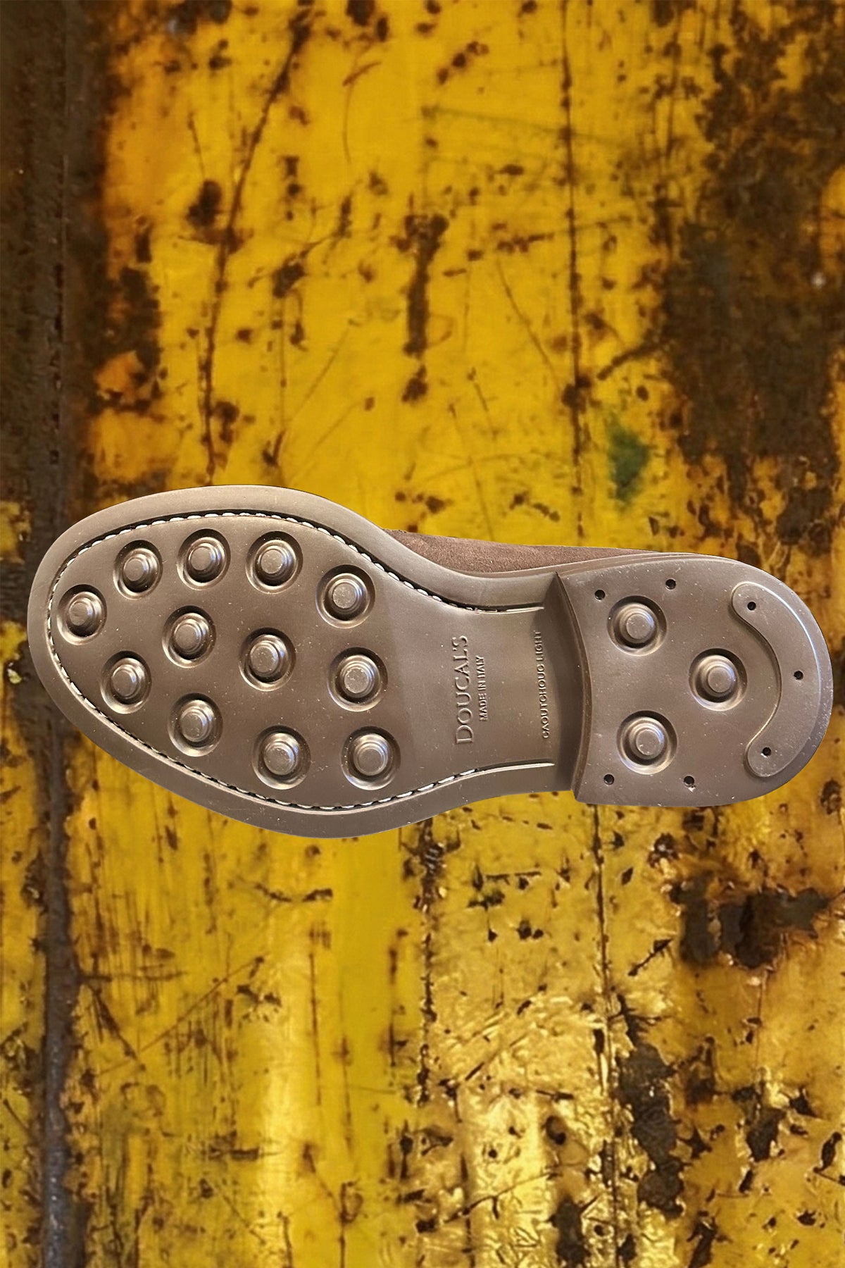 Doucal's Stringata in suede marrone "terre"