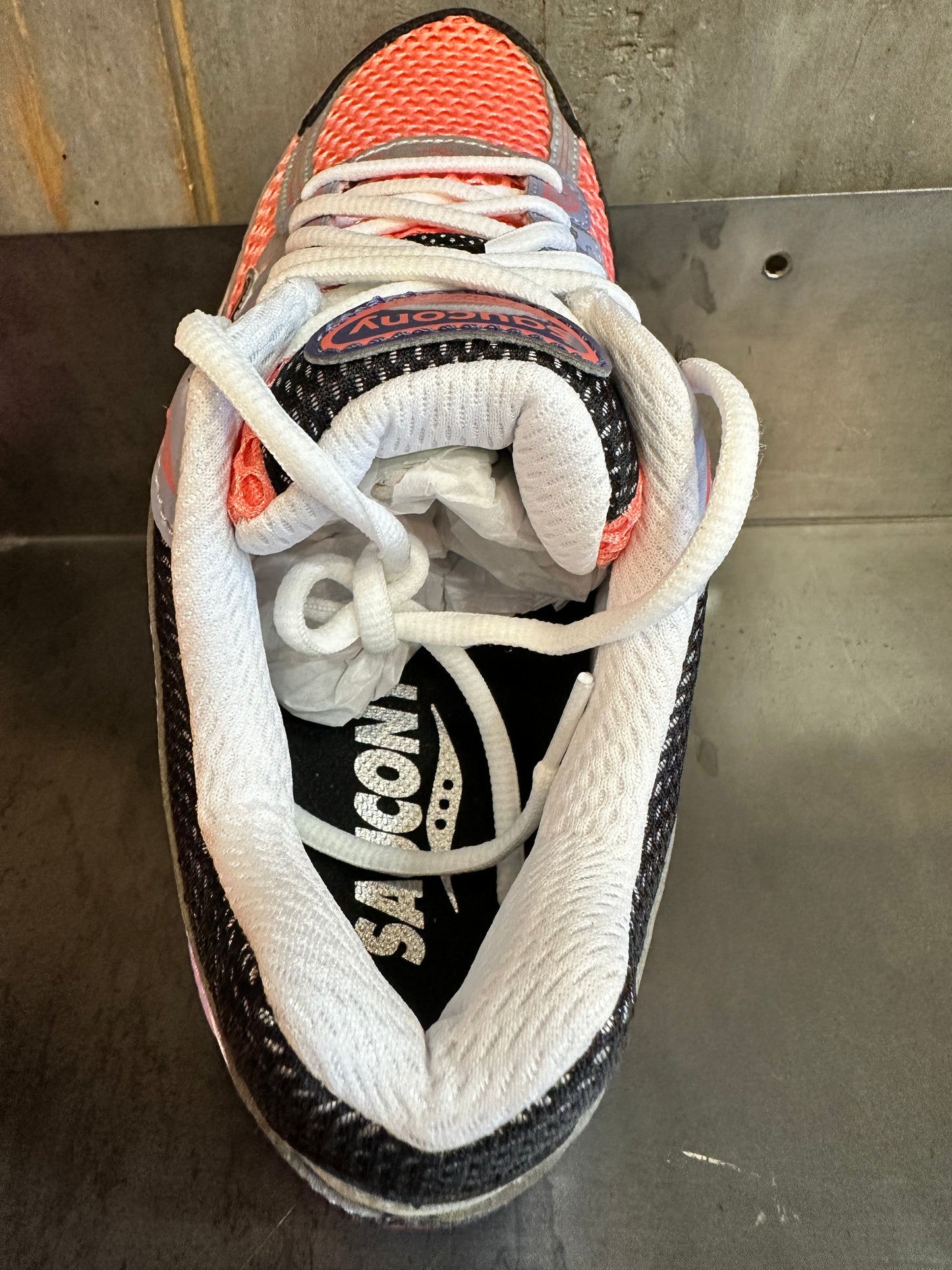 Saucony Progrid Omni 9